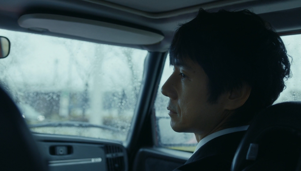 Hidetoshi Nishijima in una scena del film Drive my car (2021) di Ryusuke Hamaguchi, vincitore oscar miglior film internazionale