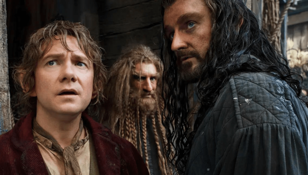 Martin Freeman e Richard Armitage in una scena di Lo Hobbit - Un viaggio inaspettato (2012) di Peter Jackson