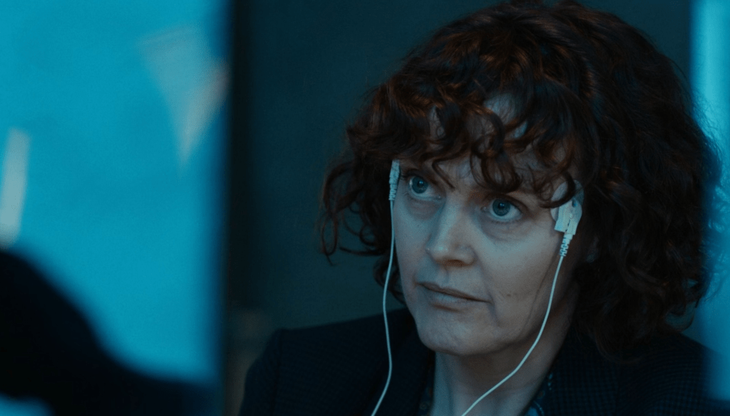 Simone Kirby in una scena di His Dark Materials (2019 - 2022) è una serie tv HBO