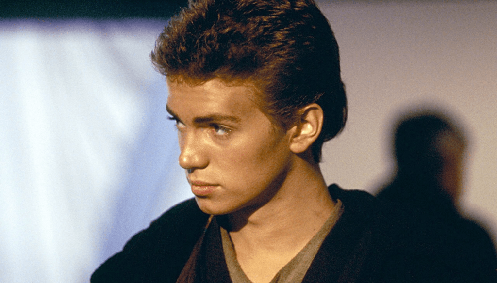 Hayden Christensen in una scena di Star Wars: L'attacco dei cloni (2002) di George Lucas