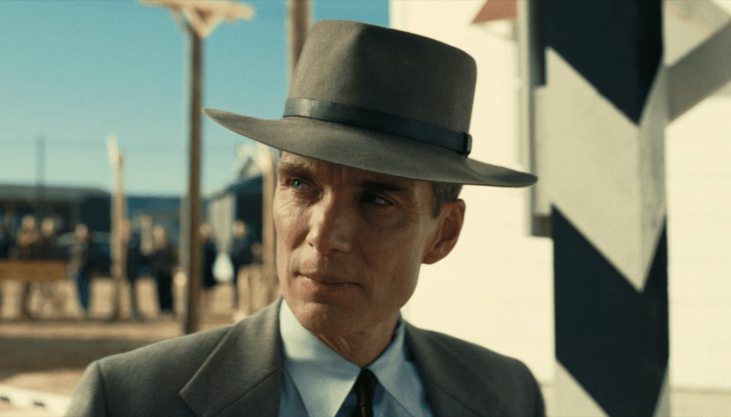 Cillian Murphy in una scena di Oppenheimer (2023) di Christopher Nolan