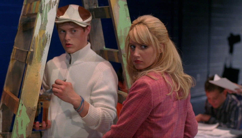 Ashley Tisdale e Lucas Grabeel in una scena di High School Musical (2006) di Kenny Ortega