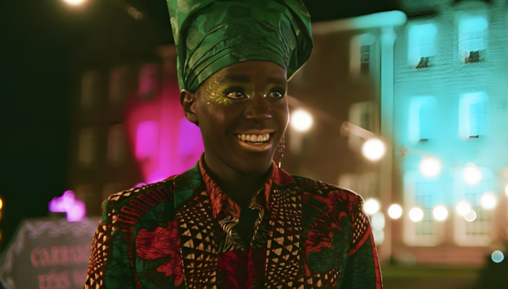Ncuti Gatwa in una scena di Sex Education (2019 - 2023), serie tv Netflix