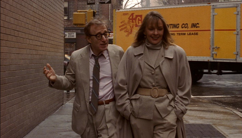 Woody Allen e Diane Keaton in una scena di Misterioso omicidio a Manhattan (1993) di Woody Allen