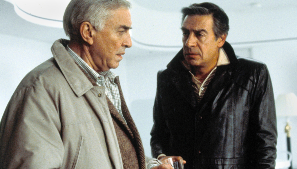 Martin Landau e Jerry Orbach in una scena di Crimini e misfatti (1989) di Woody Allen