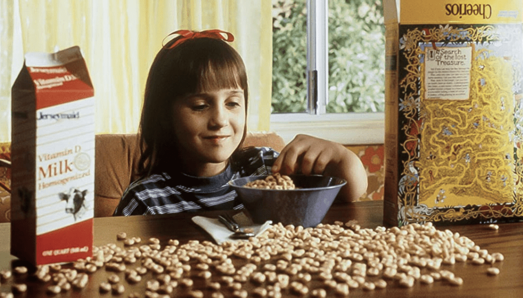 Mara Wilson in una scena di Matilda (1996) di Danny DeVito 