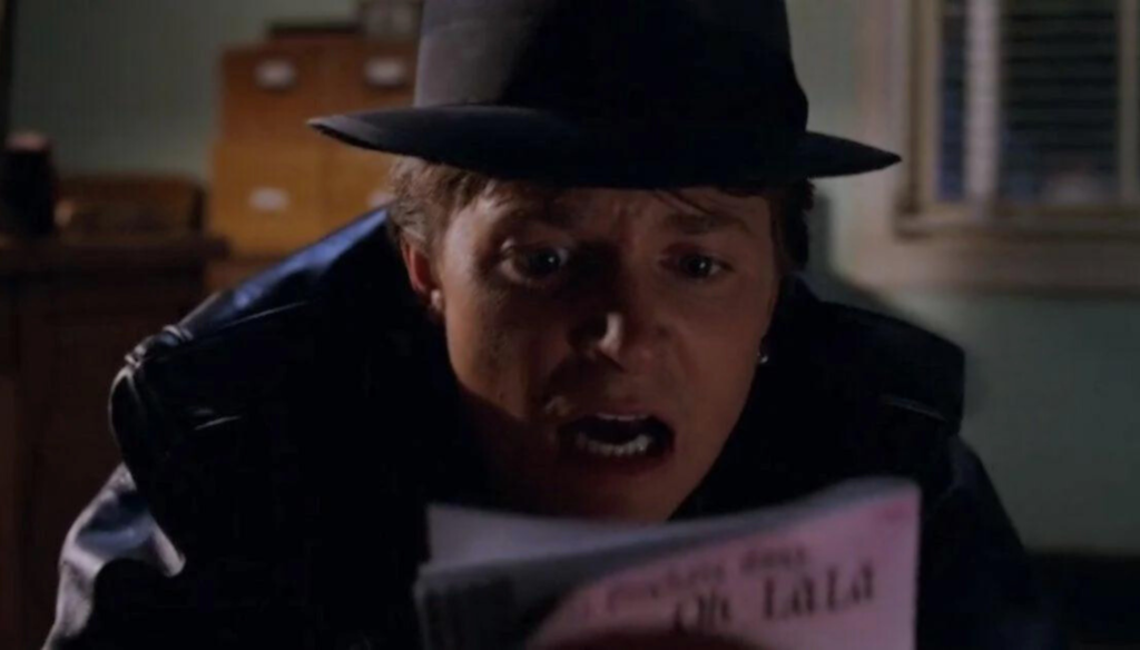 Michael J. Fox e in una scena di Back to the future Part II (1989) di Robert Zemeckis
