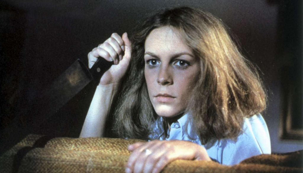 Jamie Lee Curtis in una scena di Halloween (1978) di John Carpenter