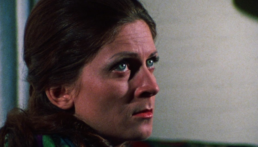 Jan White in una scena di Season of the witch (1974) di George Romero