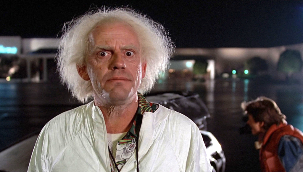 Christopher Lloyd in una scena di Back to the future (1985) di Robert Zemeckis