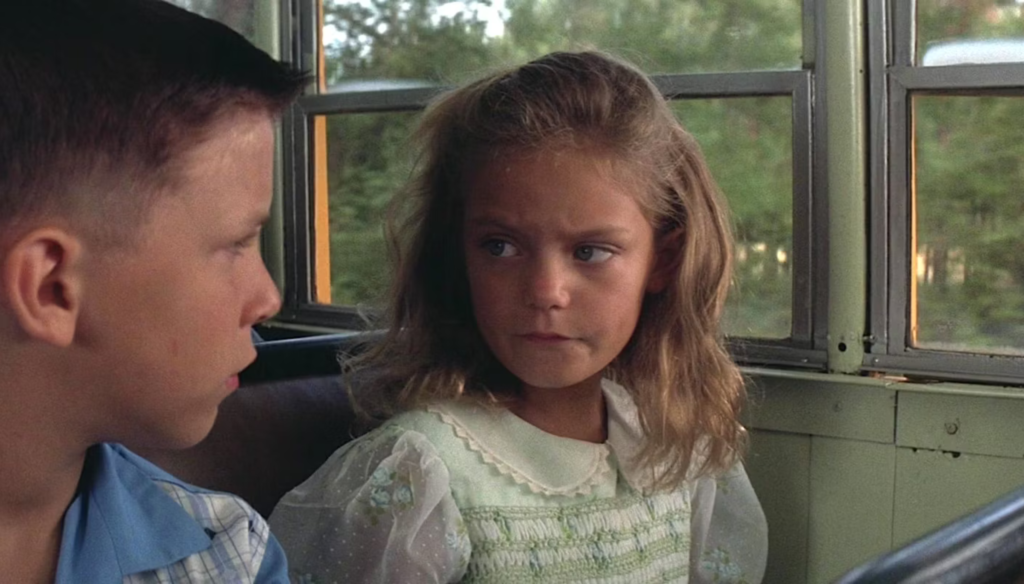 Michael Conner Humphreys e Hanna R. Hall in una scena di Forrest Gump (1994) di Robert Zemeckis