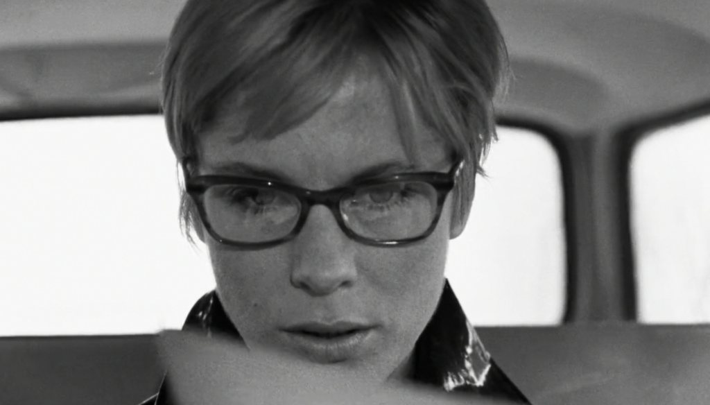 Bibi Andersson in una scena di Persona (1966) di Ingmar Bergman