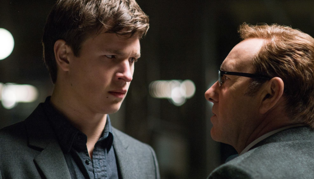 Ansel Elgort e Kevin Spacey in una scena di Baby Driver (2017) di Edward Wright